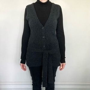James Perse 100% cashmere belted sweater vest. 🩶